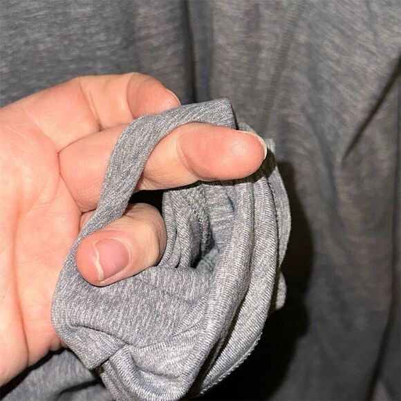 Lululemon Men's Gray Full Zip Long sleeve Size M Lightweight Reflective - Picture 3 of 7